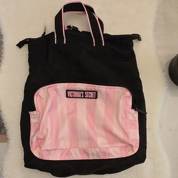Victoria's Secret 2-in-1 Bag / Backpack - Picture 5 of 8